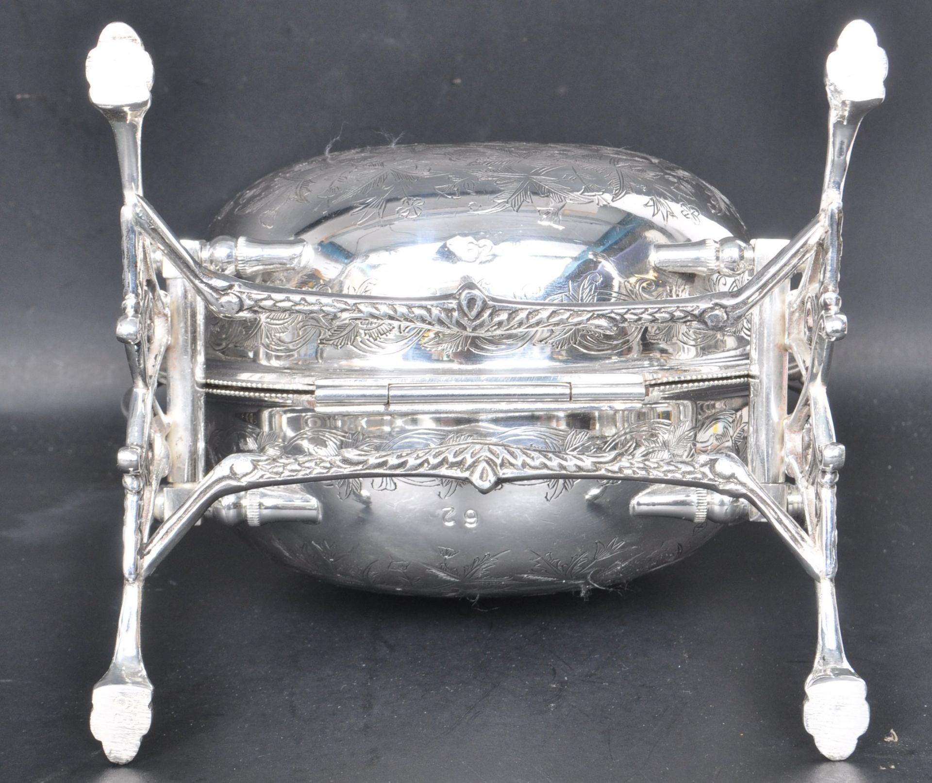 LARGE SILVER PLATED MUFFIN DISH - Bild 6 aus 8