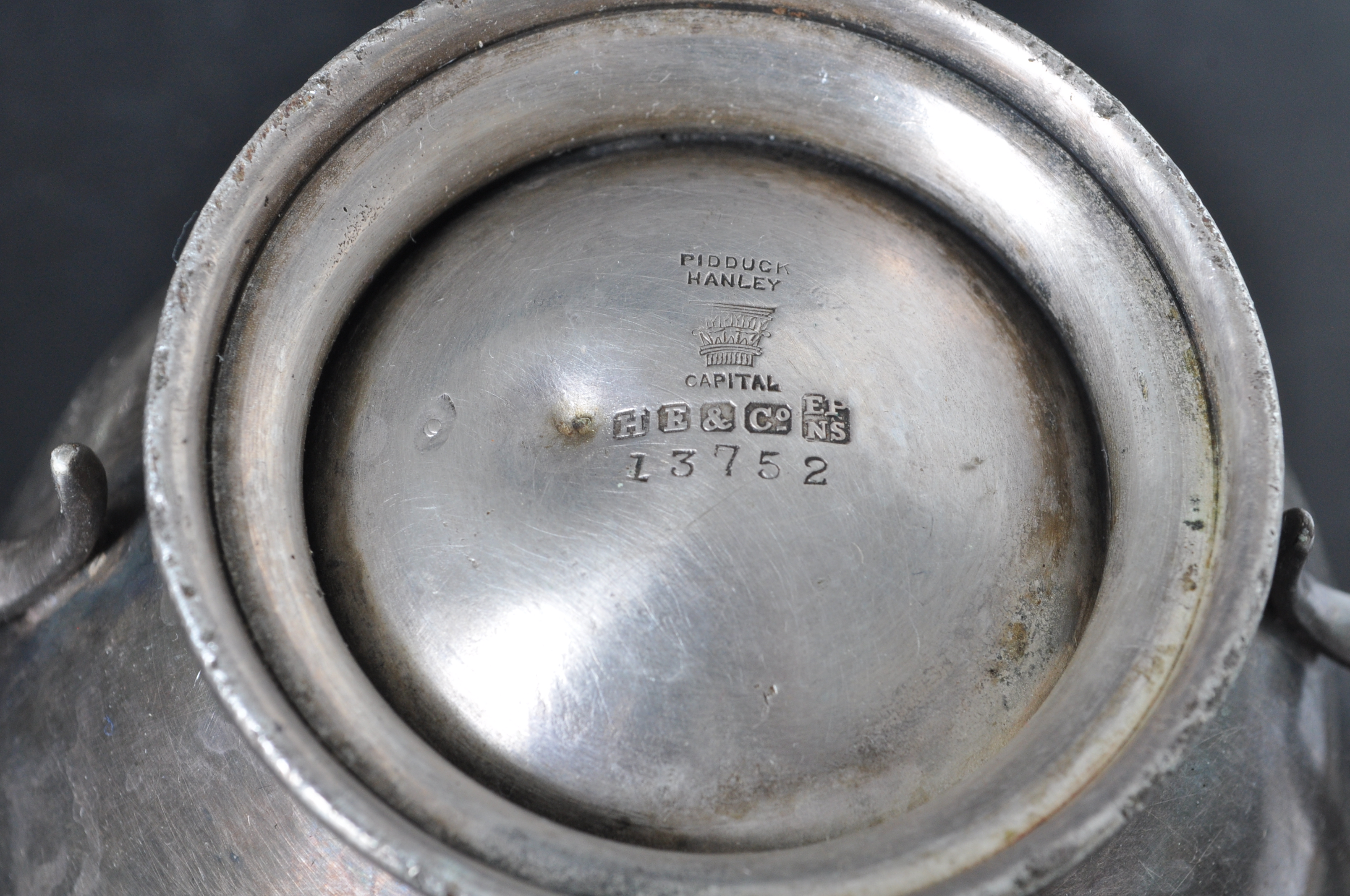 COLLECTION FO VINTAGE 20TH CENTURY SILVER PLATE - Image 7 of 7