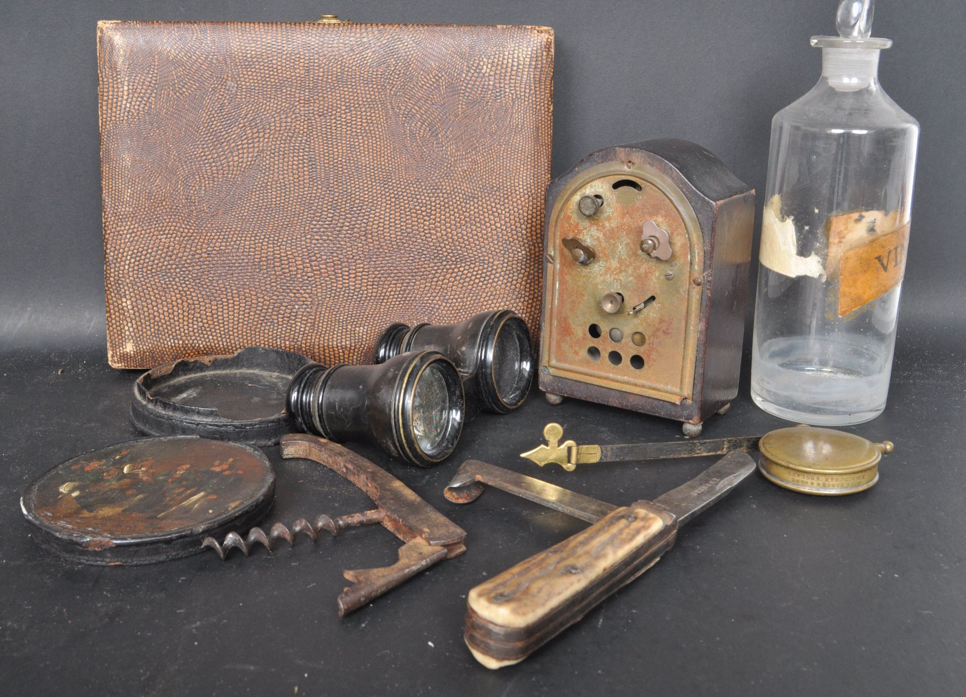COLLECTION OF 19TH CENTURY AND LATER CURIOS - Bild 2 aus 5