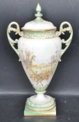 19TH CENTURY ROYAL CHINA WORK WORCESTER LIDDED URN