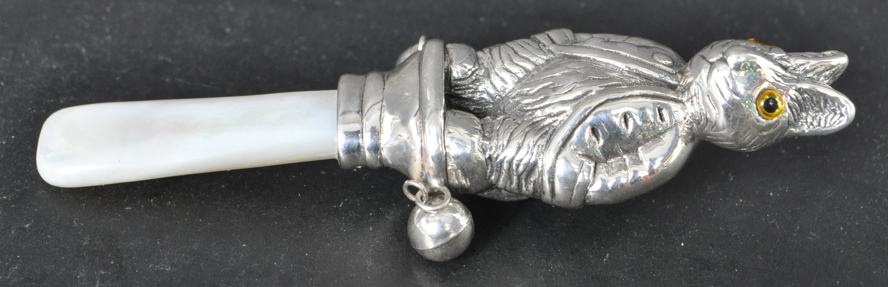 SILVER CHILDS PETER RABBIT RATTLE - Image 3 of 4