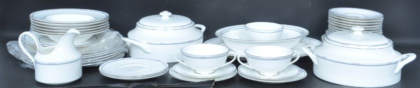 ROYAL DOULTON SIMPLICITY PORCELAIN CHINA DINNER SERVICE