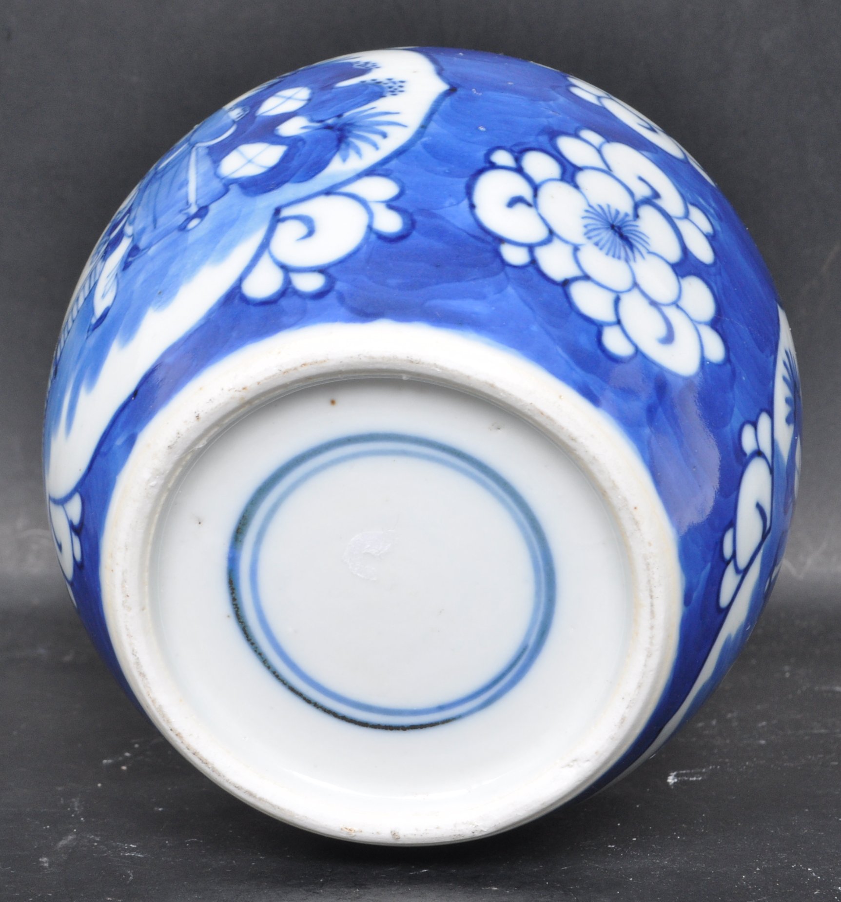 19TH CENTURY CHINESE ORIENTAL BLUE AND WHITE GINGER JAR - Image 5 of 5