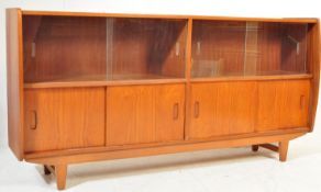 MID CENTURY TEAK WOOD SIDEBOARD DISPLAY CABINET CREDENZA