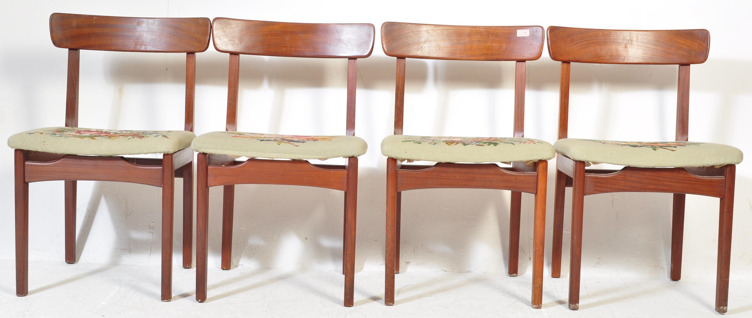 SET OF RETRO 1960S DANISH INFLUENCE DINING CHAIRS