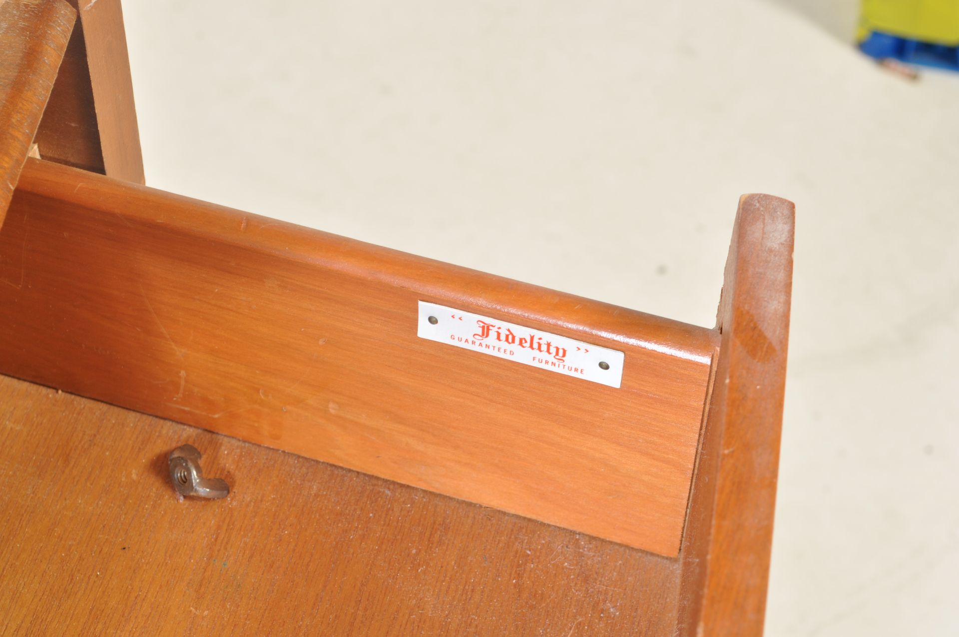 VINTAGE RETRO MID 20TH CENTURY TEAK WOOD DRESSING TABLE - Image 6 of 7