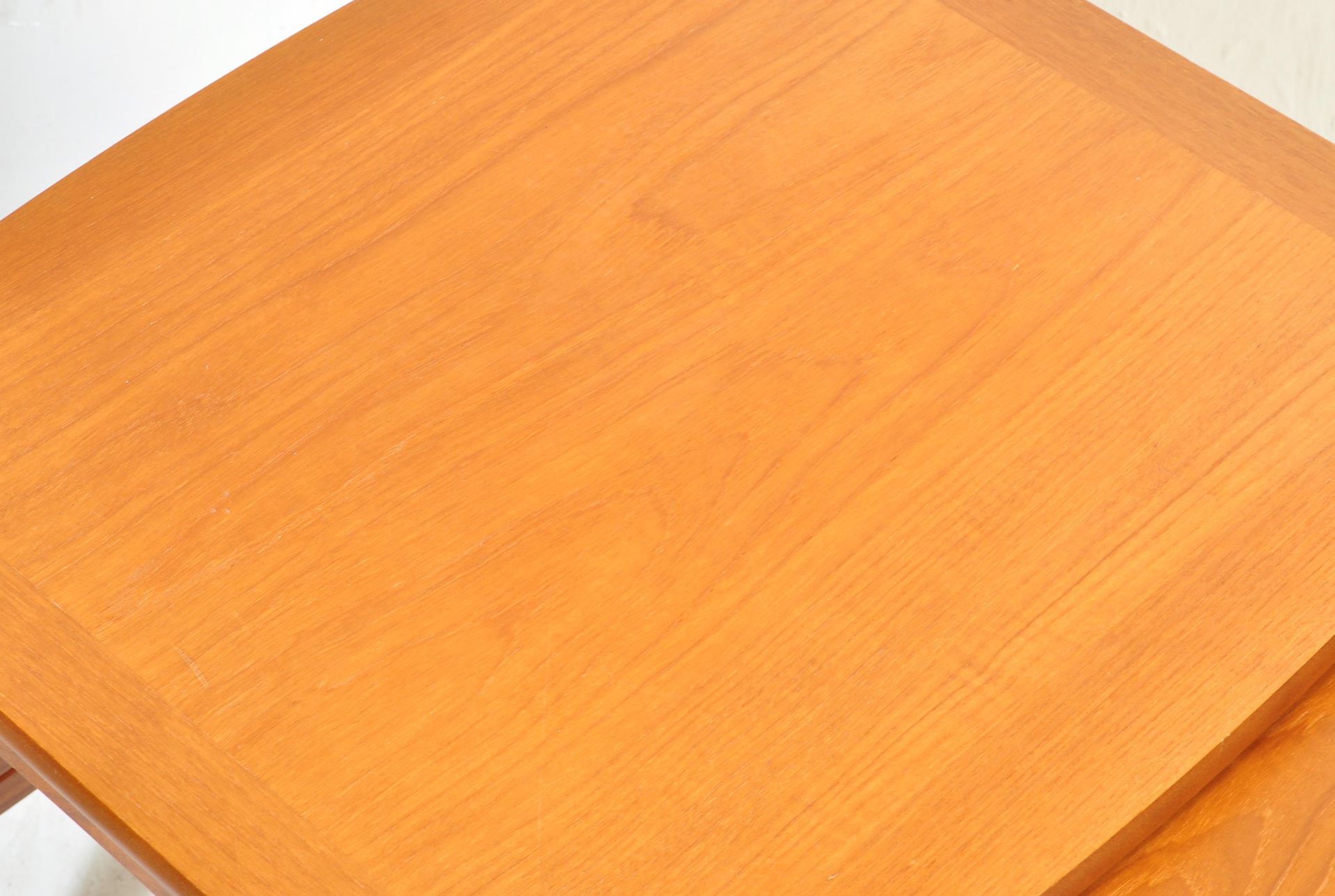 BRITISH MODERN DESIGN - NATHAN TEAK NEST OF TABLES - Image 3 of 6