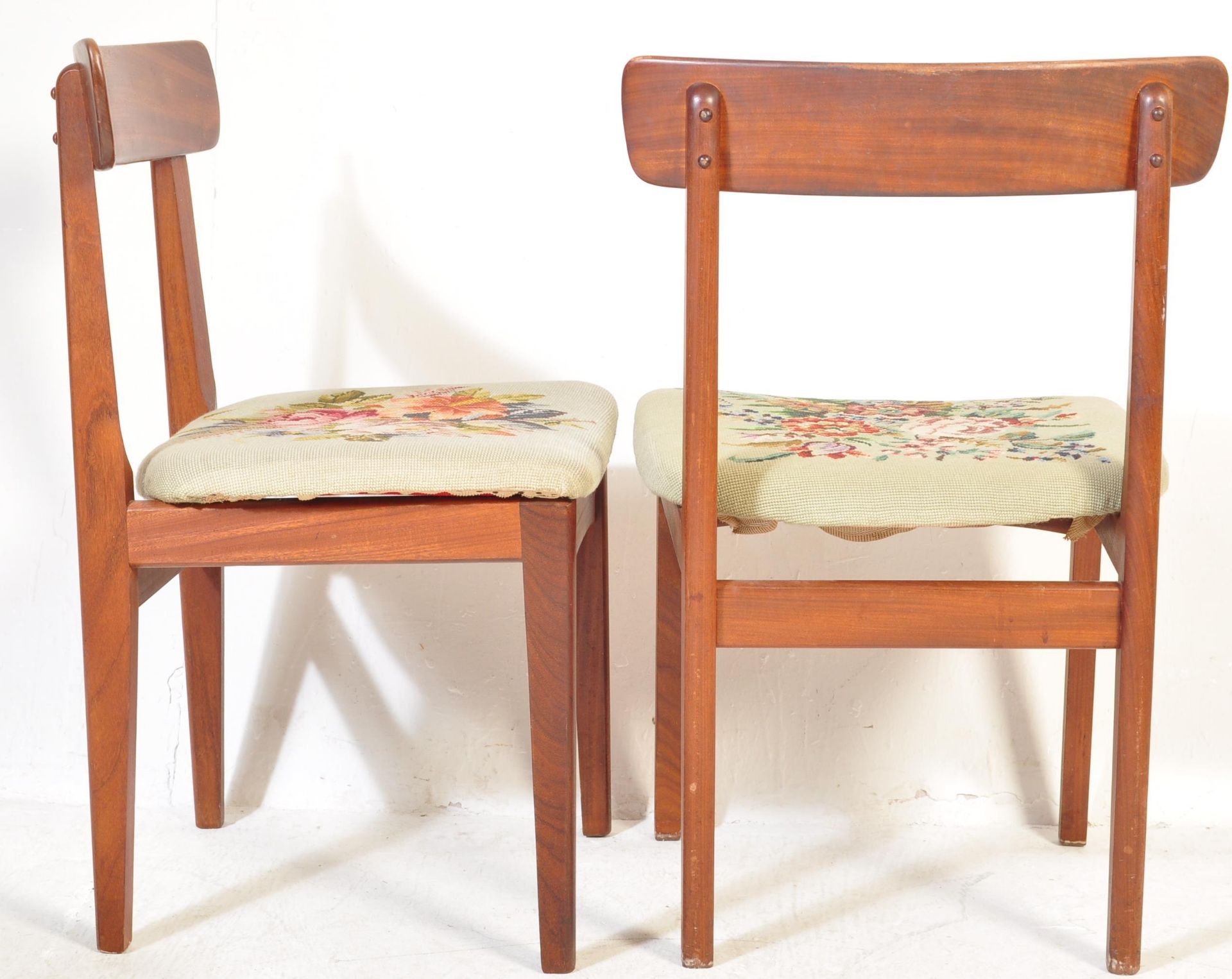 SET OF RETRO 1960S DANISH INFLUENCE DINING CHAIRS - Image 7 of 7