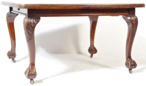EARLY 20TH CENTURY EDWARDIAN QUEEN ANNE STYLE MAHOGANY DINING TABLE