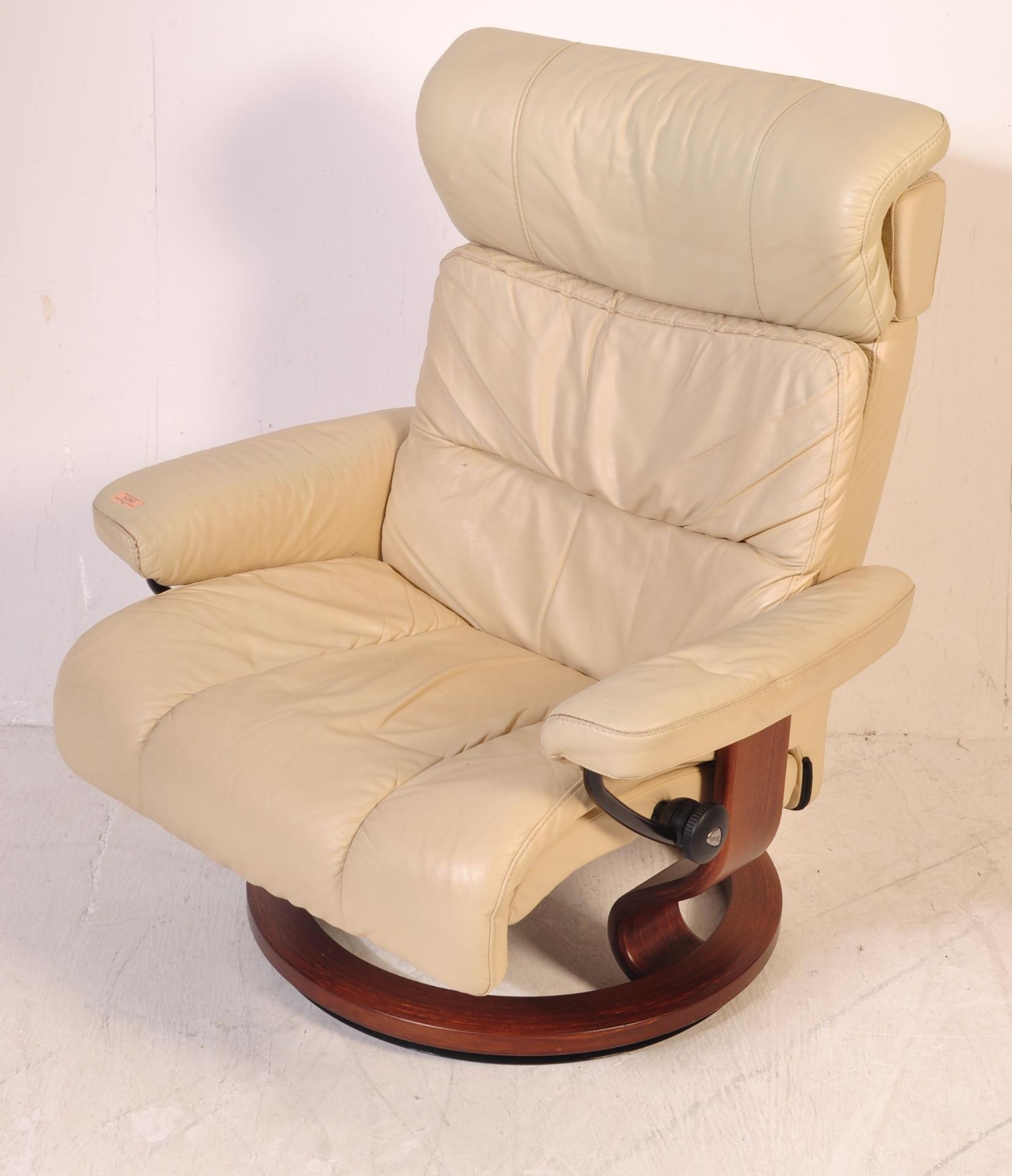 EKORNES - STRESSLESS - ORIGINAL VINTAGE ARMCHAIR - Image 2 of 6