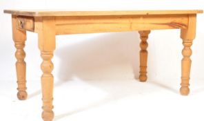 VINTAGE 20TH CENTURY COUNTRY FARMHOUSE PINE DINING TABLE