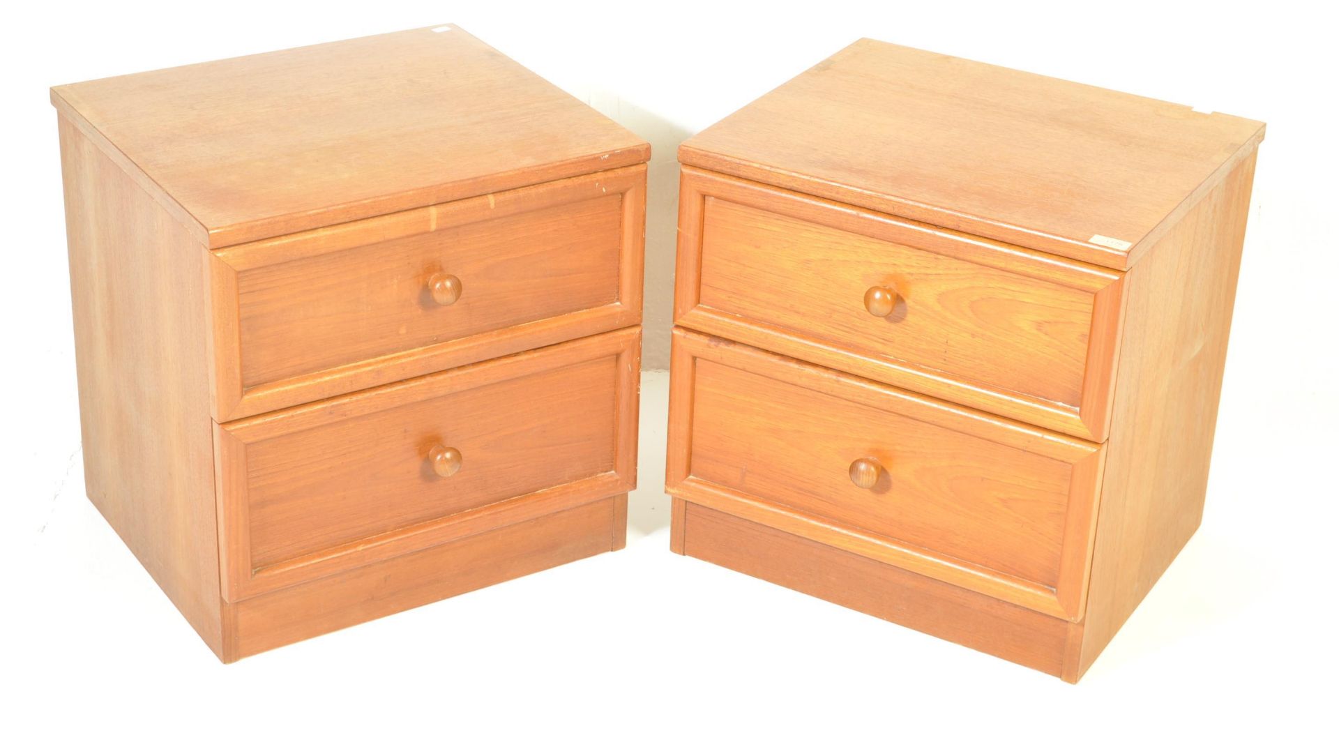 G PLAN E GOMME - PAIR OF VINTAGE TEAK BEDSIDES - Image 2 of 7