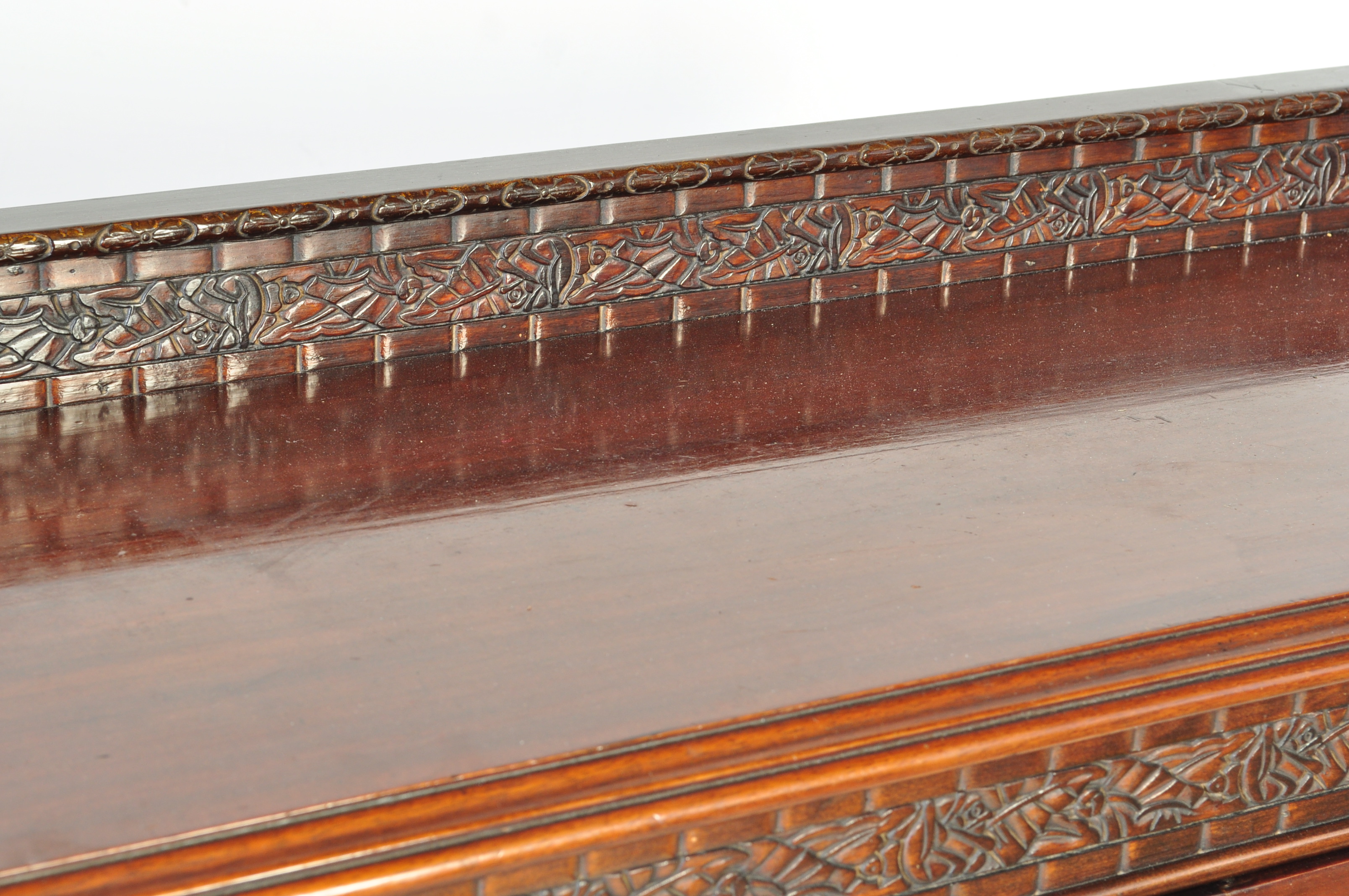 1930'S QUEEN ANNE REVIVAL MAHOGANY CHINA DISPLAY CABINET - Image 3 of 6