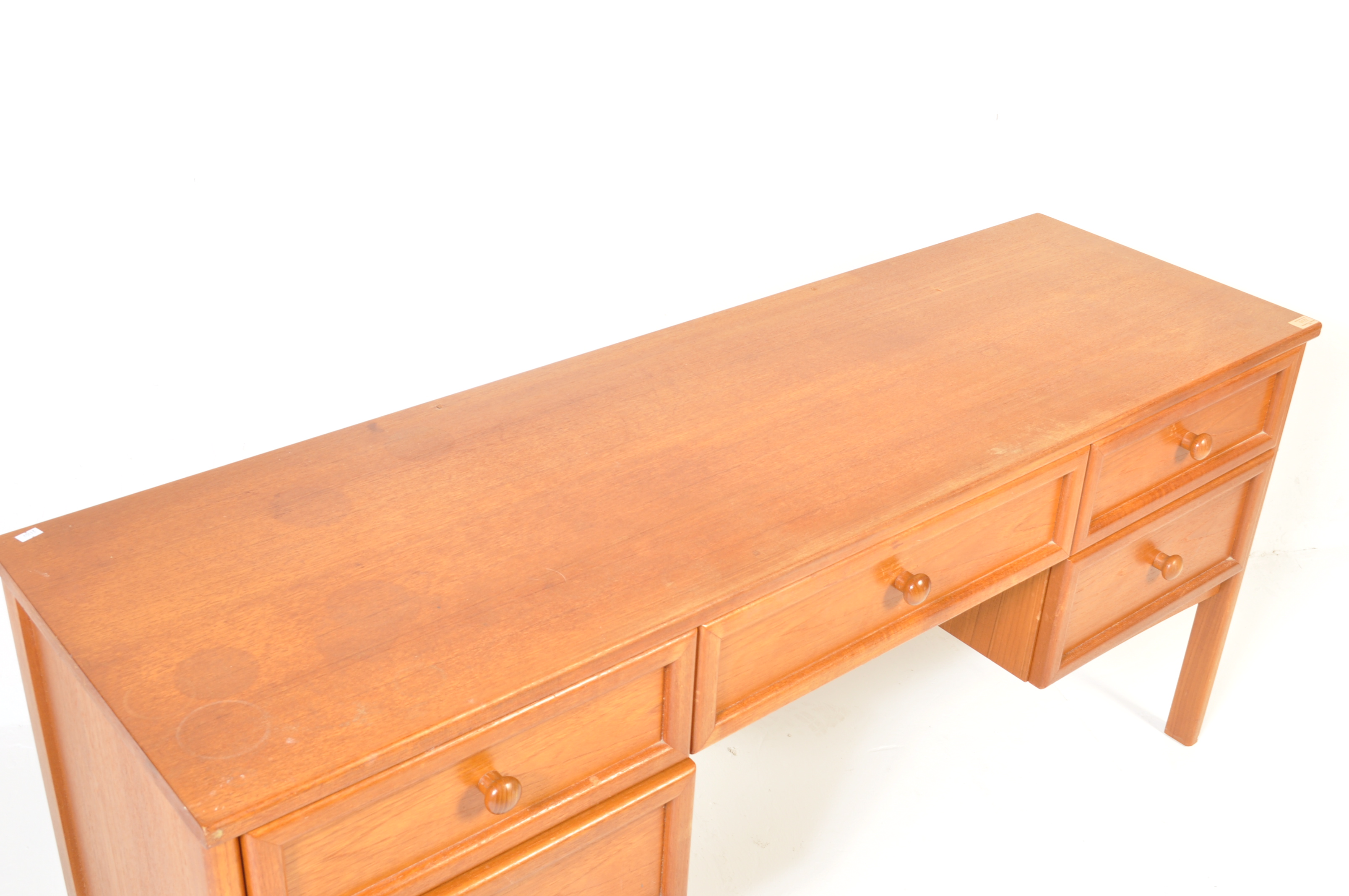 G PLAN - RETRO VINTAGE 20TH CENTURY TEAK DRESSING TABLE CHEST - Image 3 of 7