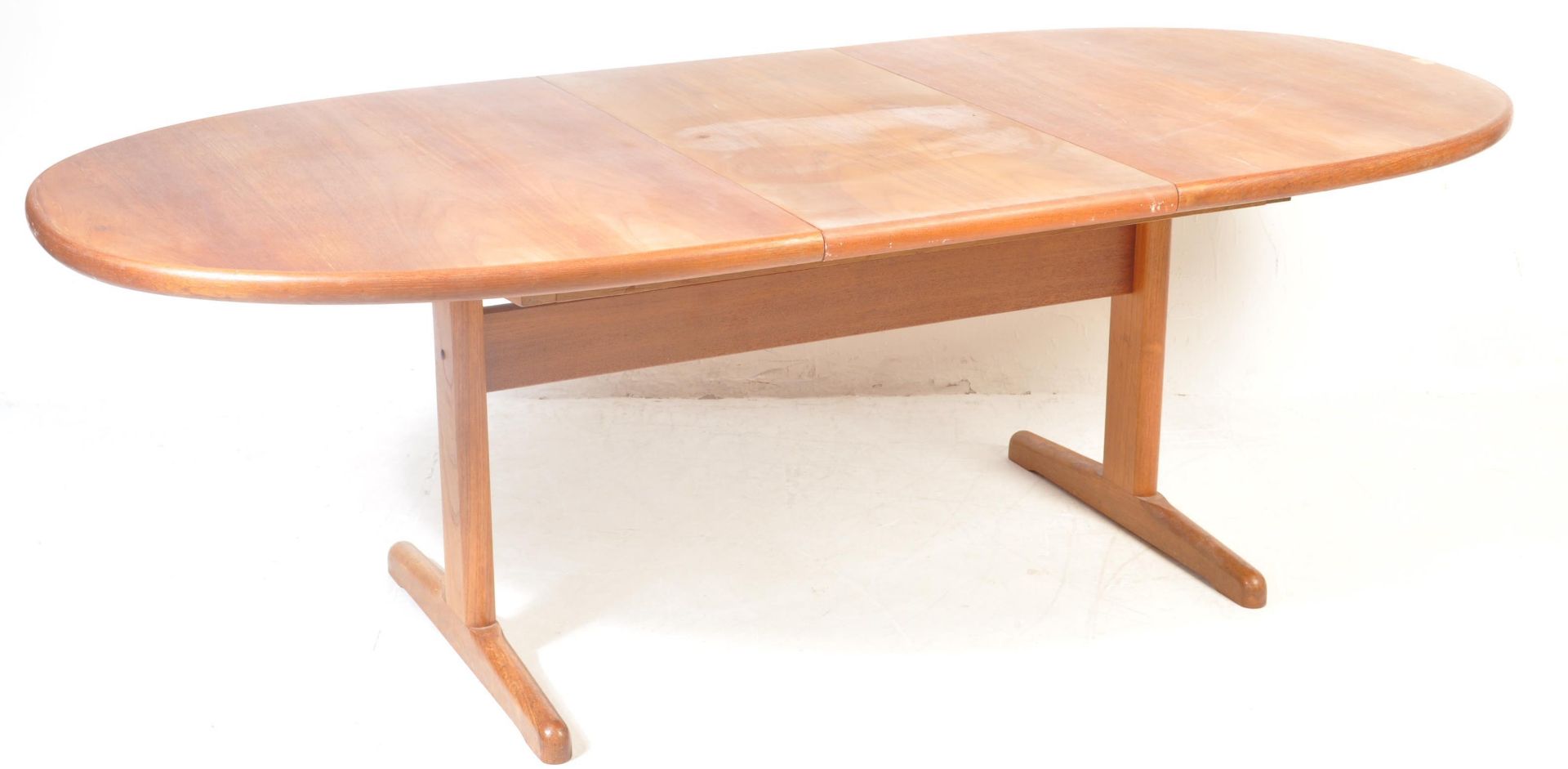 RETRO VINTAGE MID 20TH CENTURY DANISH EXTENDABLE DINING TABLE - Image 2 of 4