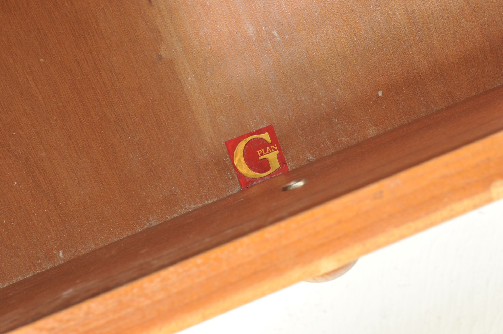 G PLAN E GOMME - PAIR OF VINTAGE TEAK BEDSIDES - Image 4 of 7