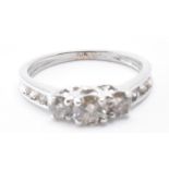 9CT WHITE GOLD & DIAMOND RING