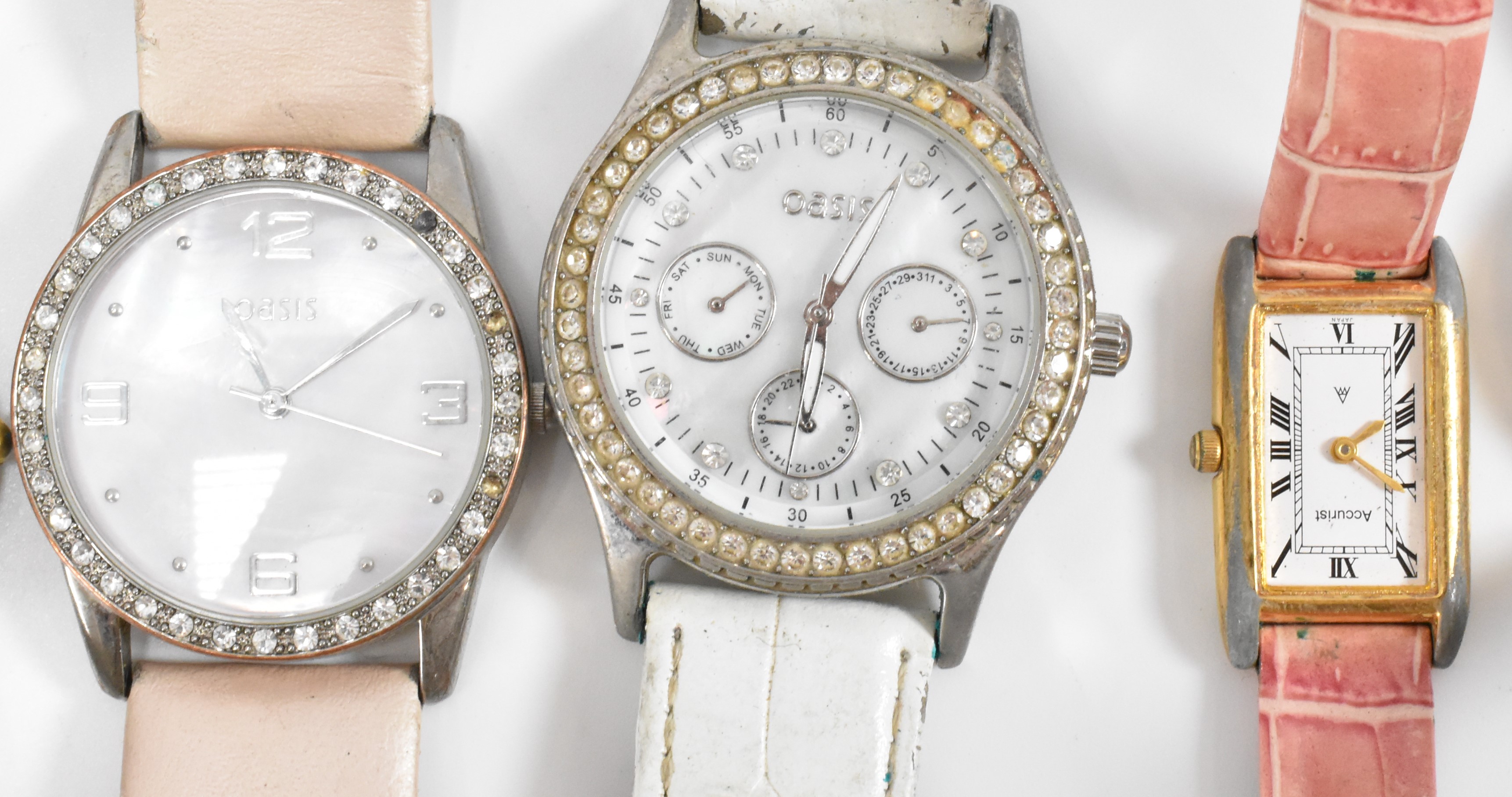 LARGE COLLECTION OF LADIES WRIST WATCHES - Image 3 of 15