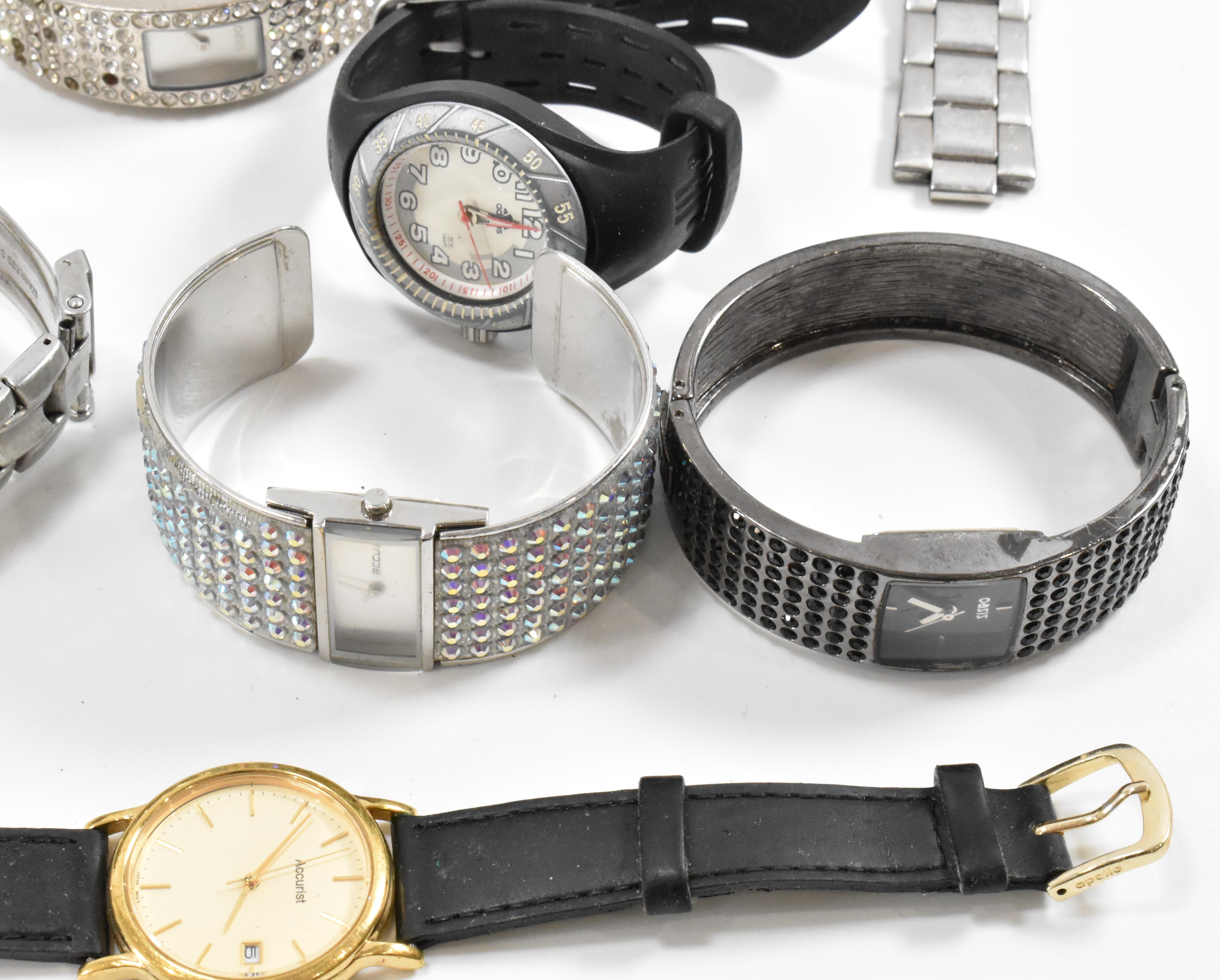 LARGE COLLECTION OF LADIES WRIST WATCHES - Image 7 of 15