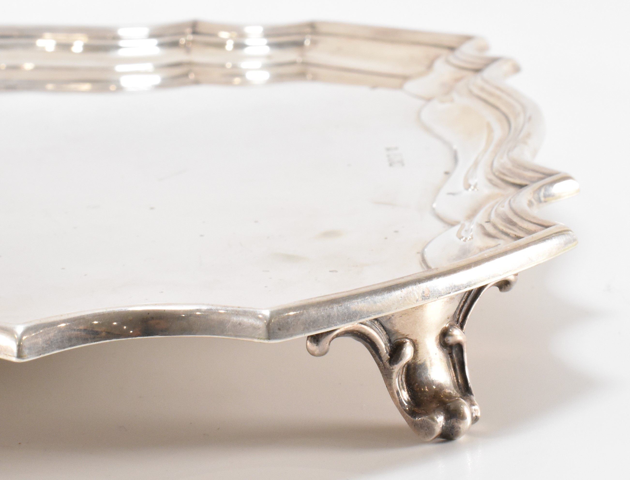 1920'S WALKER & HALL SILVER PLATTER - Image 4 of 5