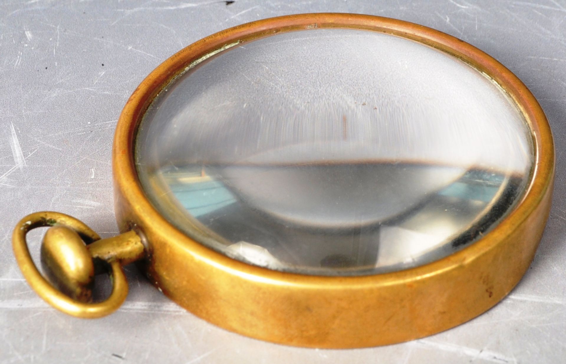 CARL AUBOCK 20TH CENTURY AUSTRIAN BRASS DESK TOP MAGNIFYING GLASS - Image 4 of 5