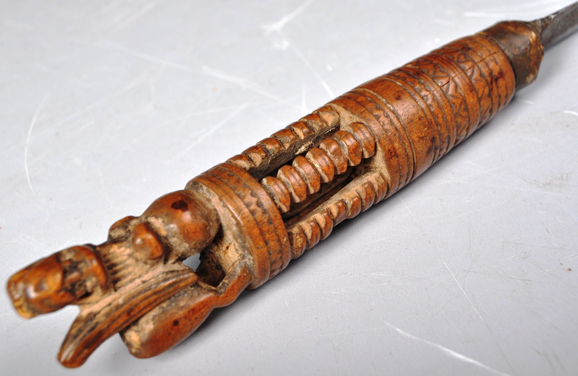 18TH CENTURY CARVED DUTCH FRUITWOOD SERVING KNIFE - Image 6 of 7