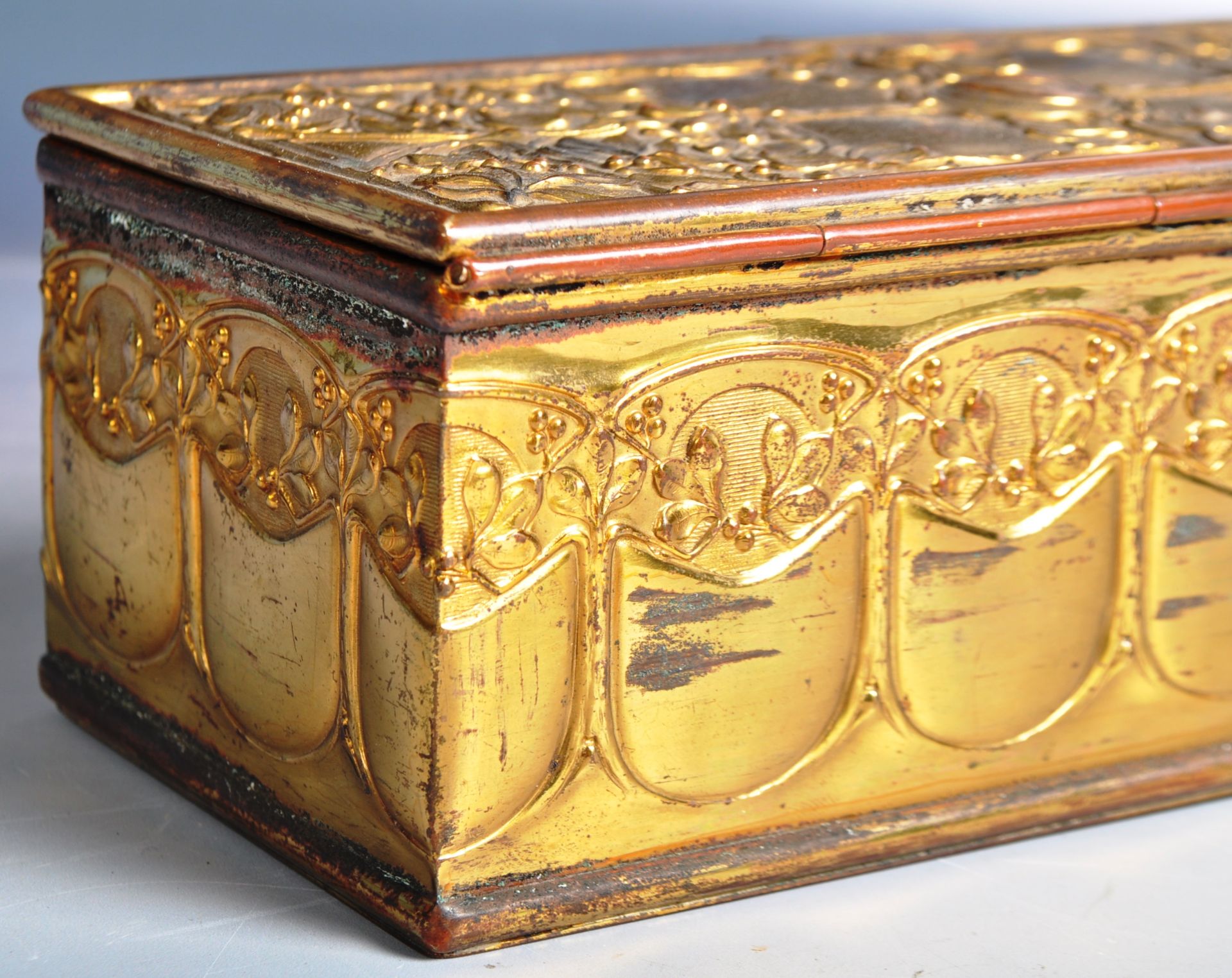 19TH CENTURY VICTORIAN ART NOUVEAU BRASS BOX - Image 13 of 13