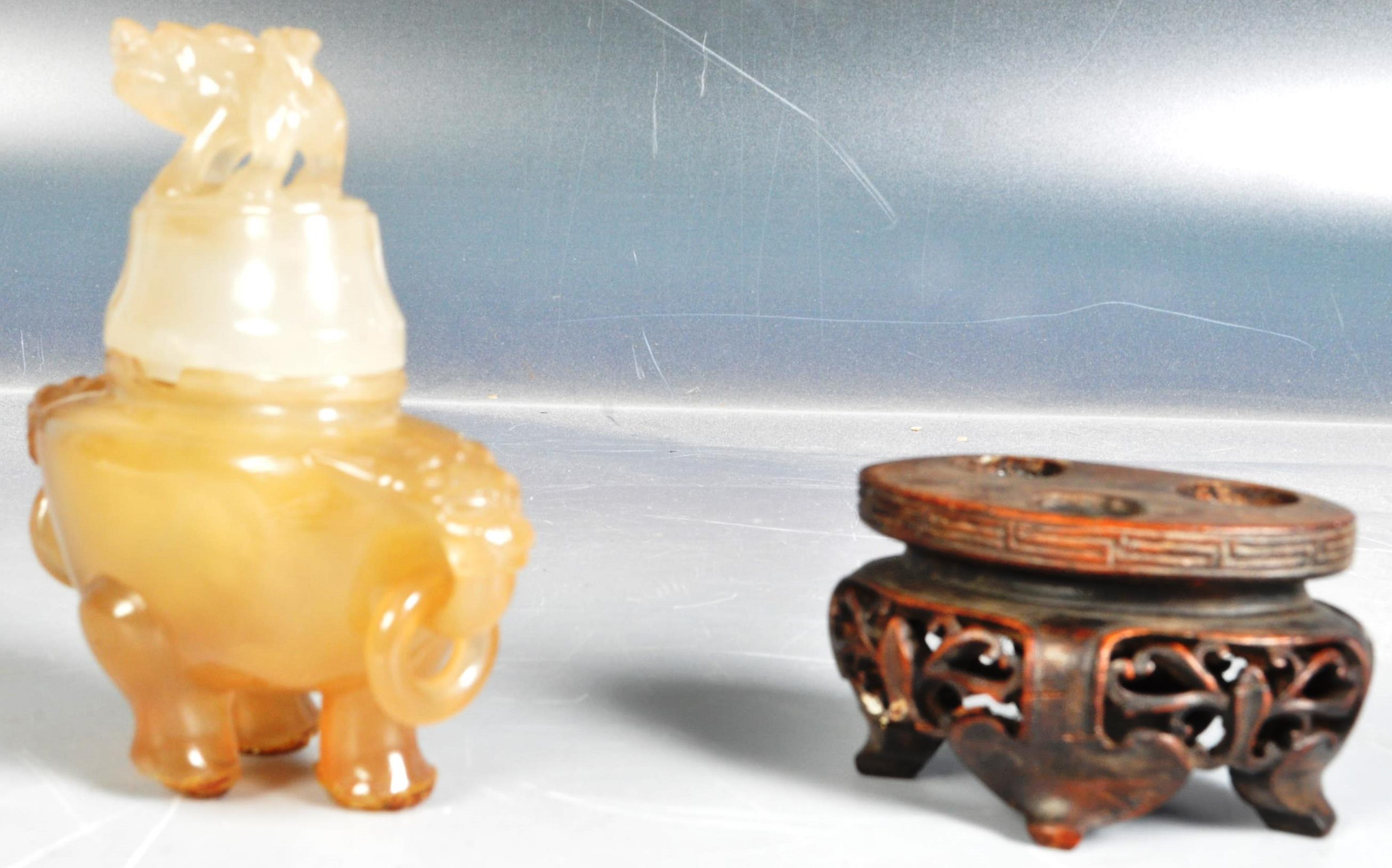 19TH CENTURY CHINESE CARVED JADE CENSER ON STAND - Image 6 of 6