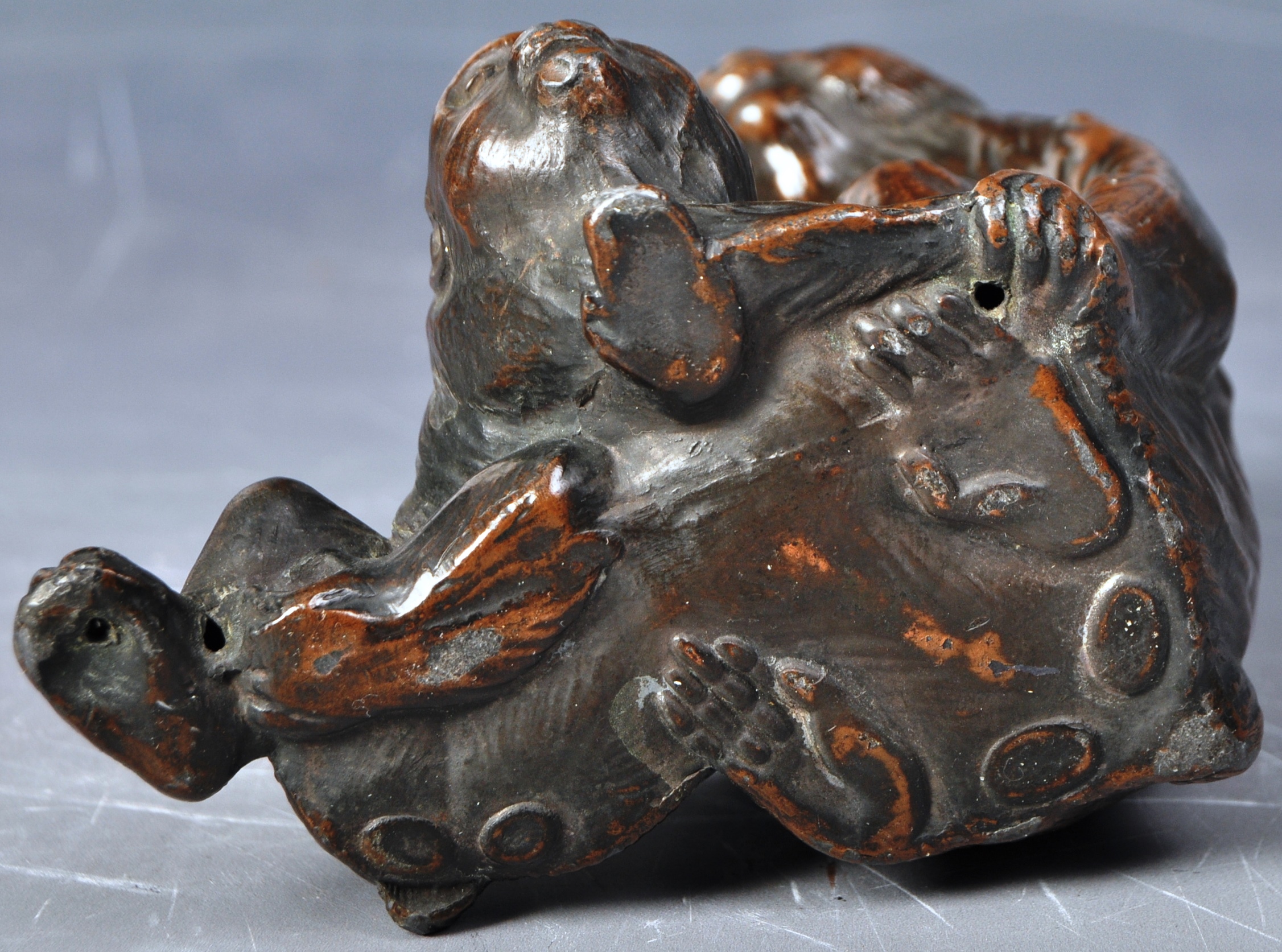 19TH CENTURY VICTORIAN HOLLOW BRONZE MONKEY FIGURE - Image 5 of 5