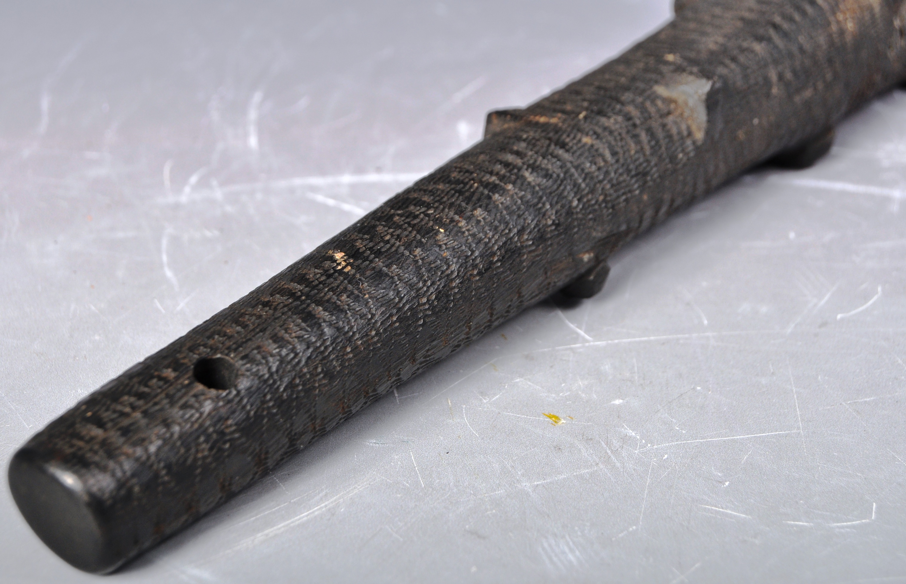 19TH CENTURY IRISH BOG OAK COSH / PERSUADER WITH CARVED DETAILING - Image 4 of 5