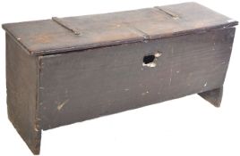 17TH CENTURY OAK SIX PLANK COFFER / SWORD CHEST