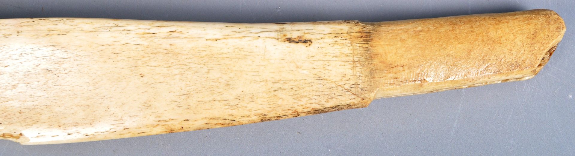 EARLY 19TH CENTURY GEORGE III SCRIMSHAW PAPER KNIFE - Image 6 of 9