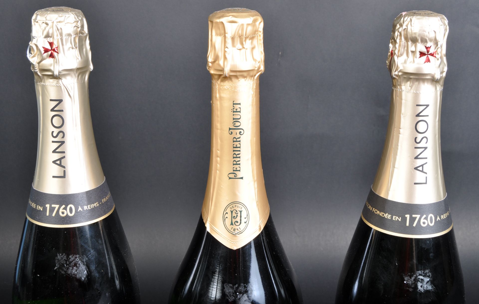 A SELECTION OF VINTAGE BRUT CHAMPAGNE - Image 3 of 5
