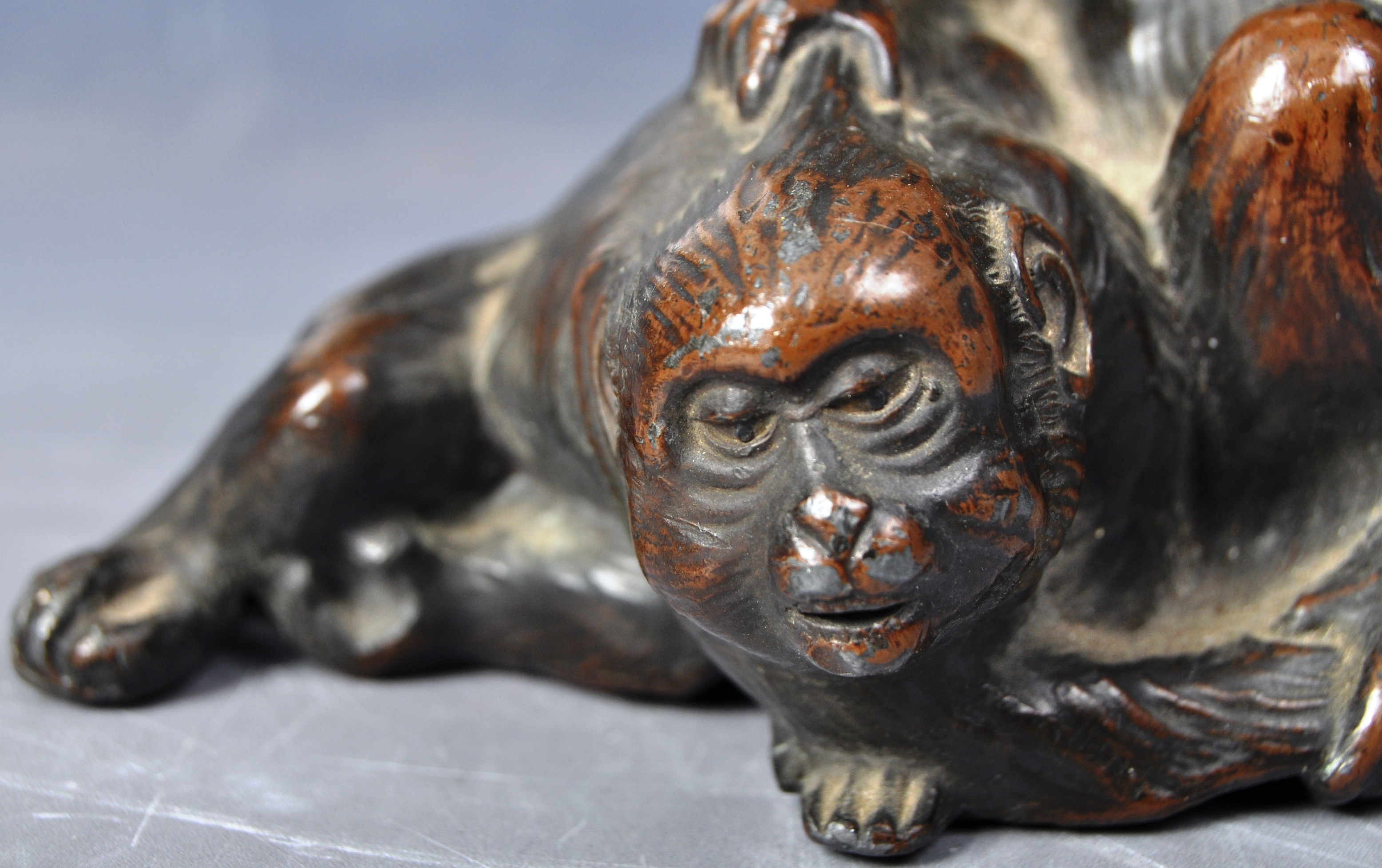 19TH CENTURY VICTORIAN HOLLOW BRONZE MONKEY FIGURE - Image 3 of 5