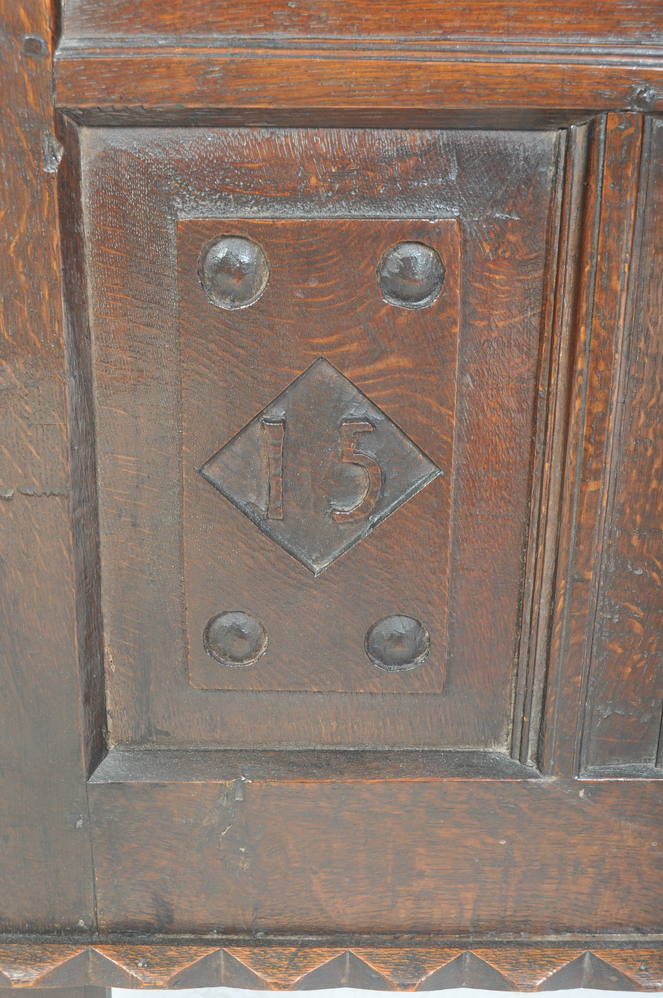 18TH CENTURY OAK COFFER WITH CARVED FIELDED PANELS - Image 9 of 19