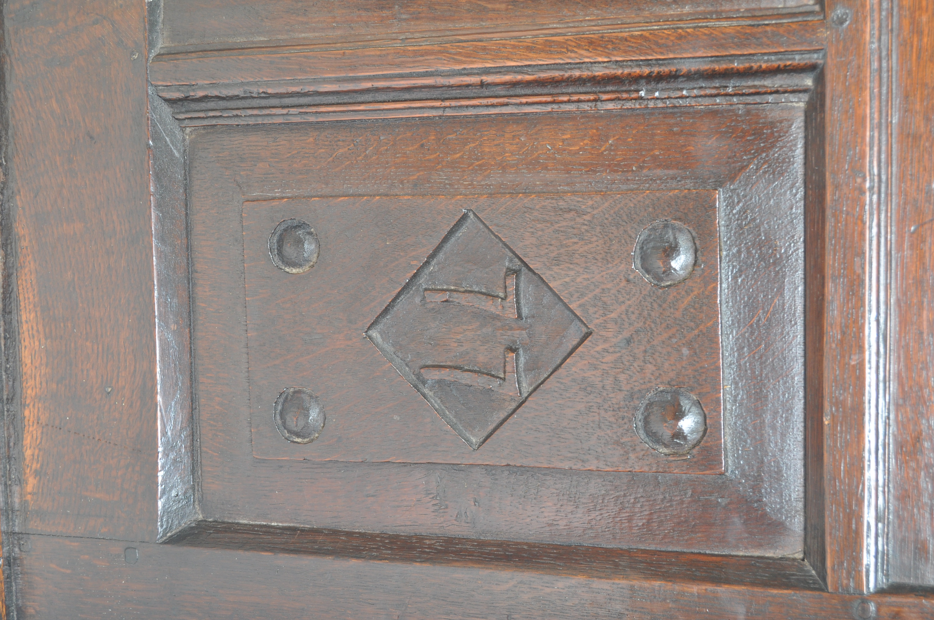 18TH CENTURY OAK COFFER WITH CARVED FIELDED PANELS - Image 11 of 19