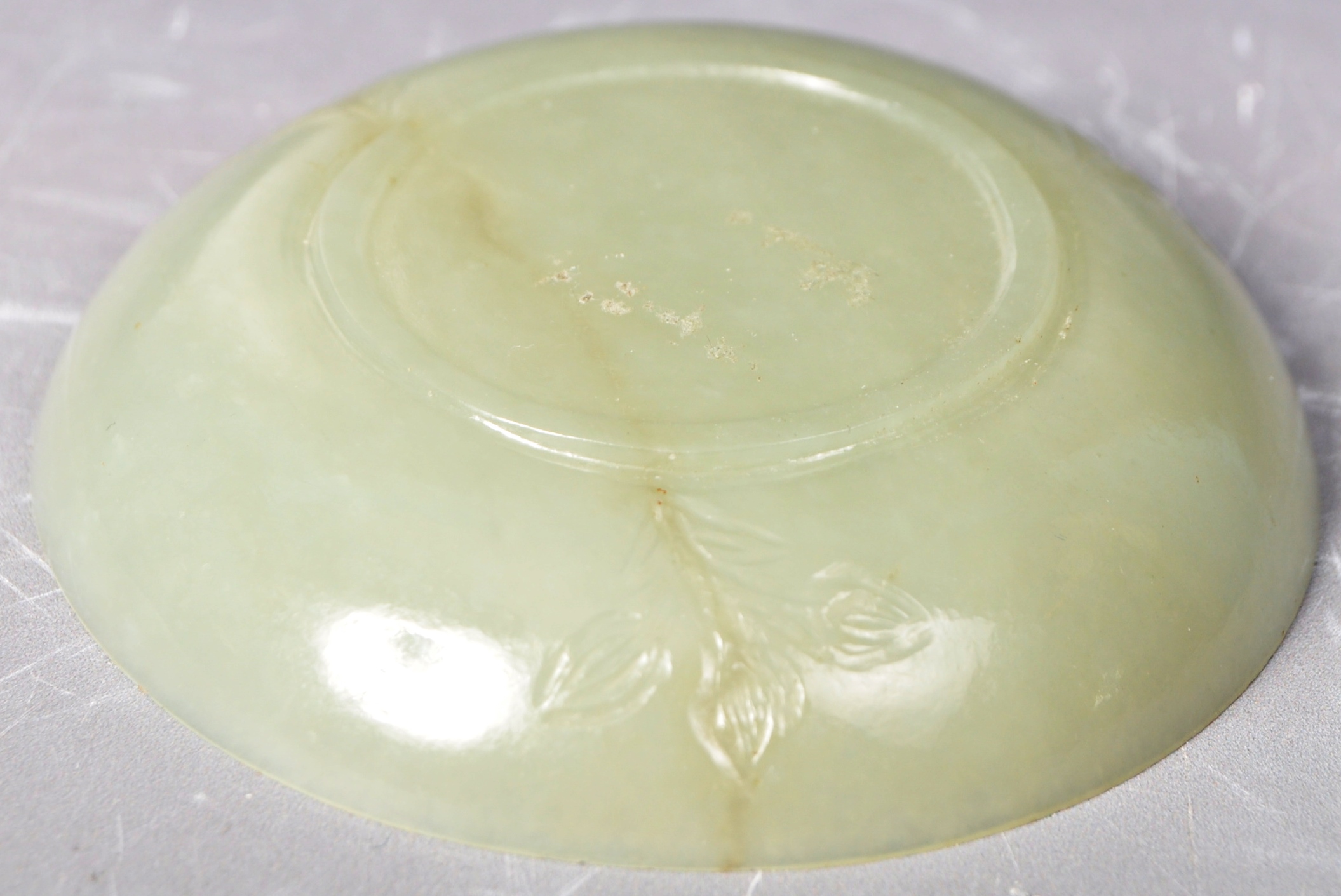 19TH CENTURY CHINESE CARVED MUTTON FAT JADE DISH - Image 3 of 4