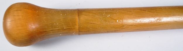 EARLY 20TH CENTURY CARVED RHINO HORN WALING STICK