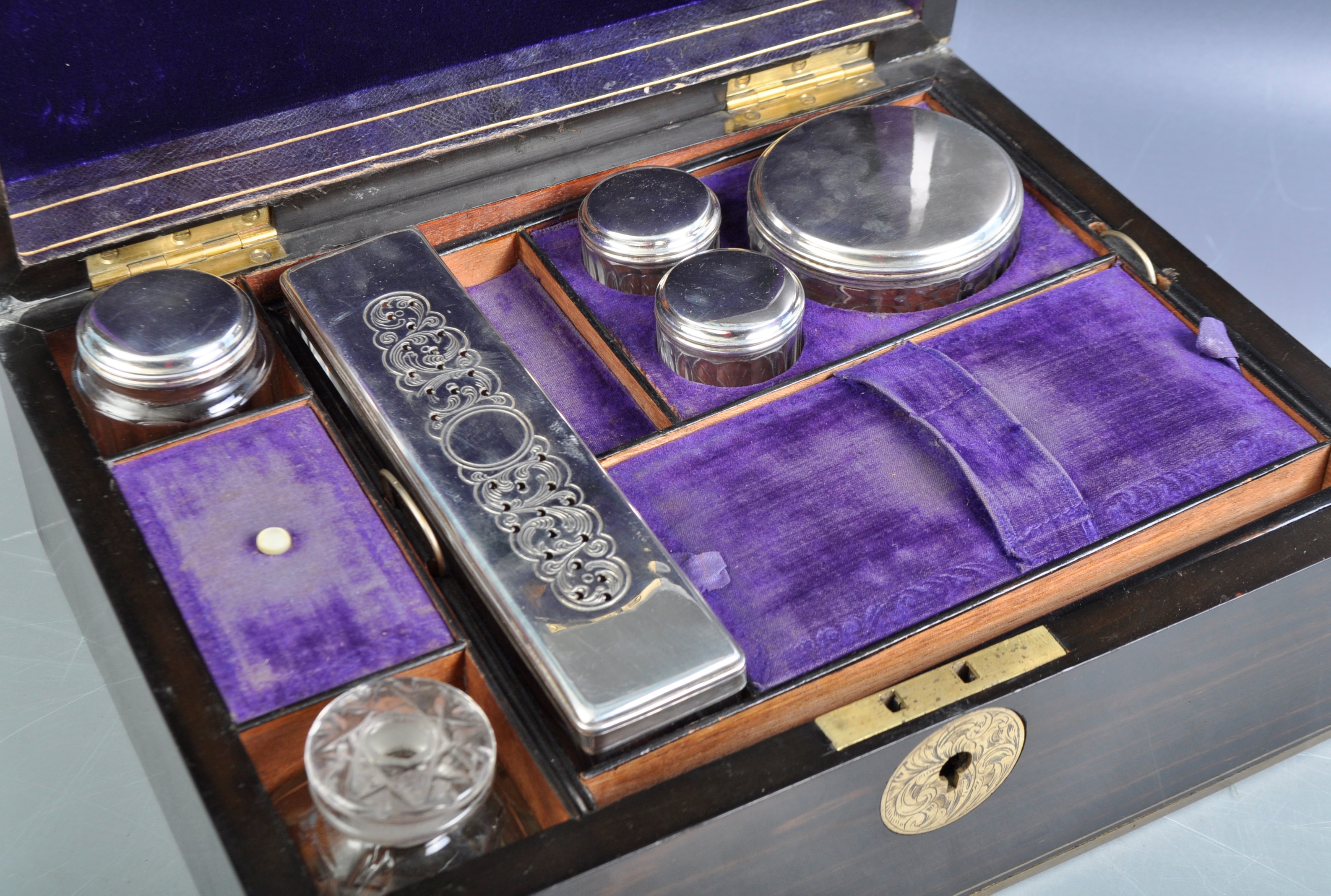 19TH CENTURY COROMANDEL WOOD FITTED BOX TRAVEL CASE - Image 2 of 6