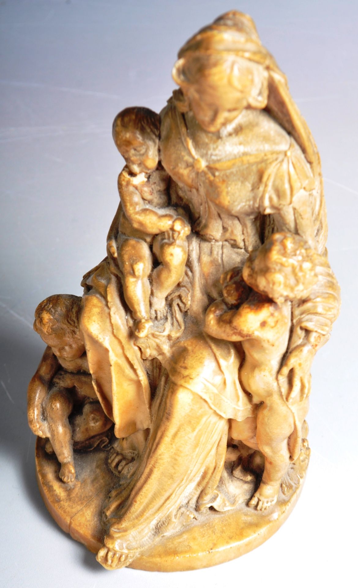 19TH CENTURY CARVED MEERSCHAUM FIGURINE GROUP - Image 2 of 7