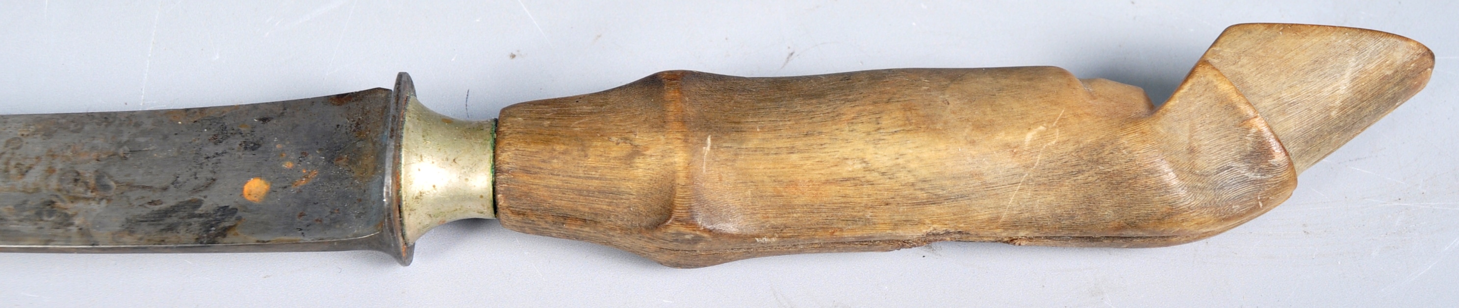 COLLECTION OF RHINO & BOVINE HORN ARTIFACTS - Image 8 of 8