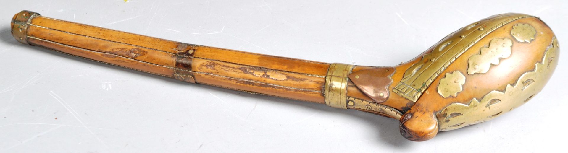 18TH CENTURY DUTCH FRUITWOOD & BRASS CLAY PIPE CASE