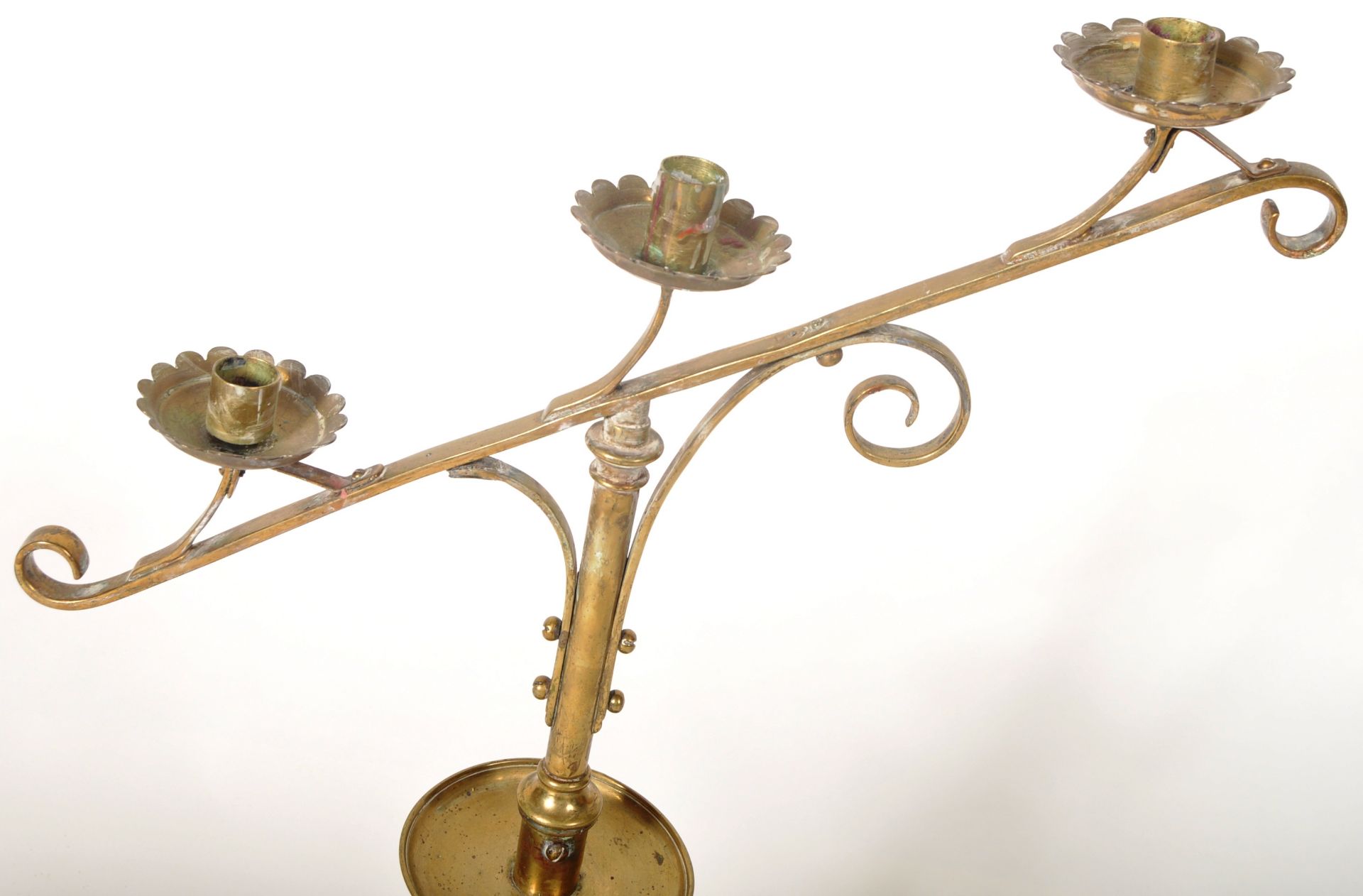 MATCHING PAIR OF VICTORIAN ECCLESIASTICAL CANDELABRAS - Bild 3 aus 6