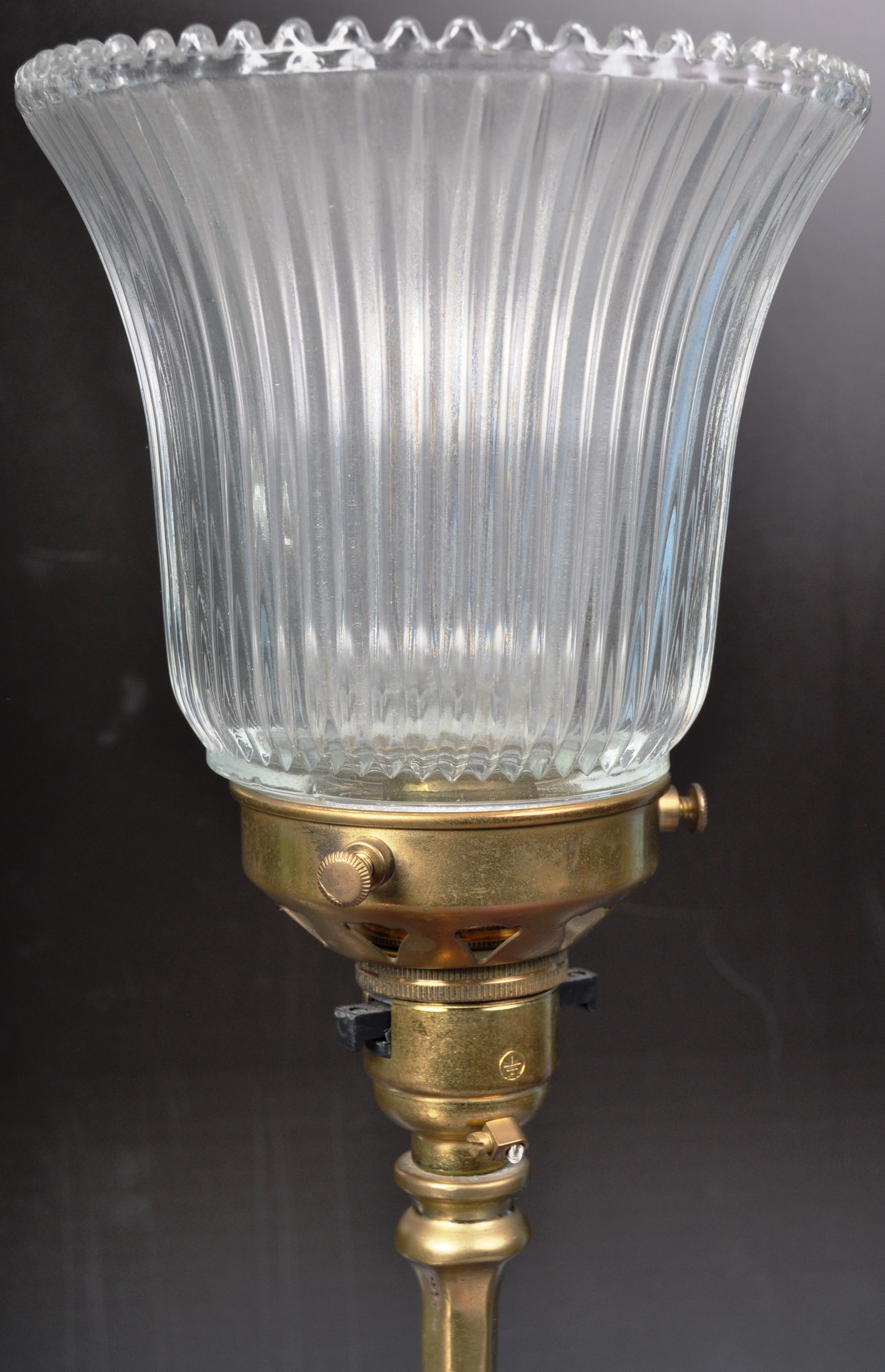 WILLIAM ARTHUR BENSON 1900 PULLMAN TABLE LAMP - Image 3 of 10