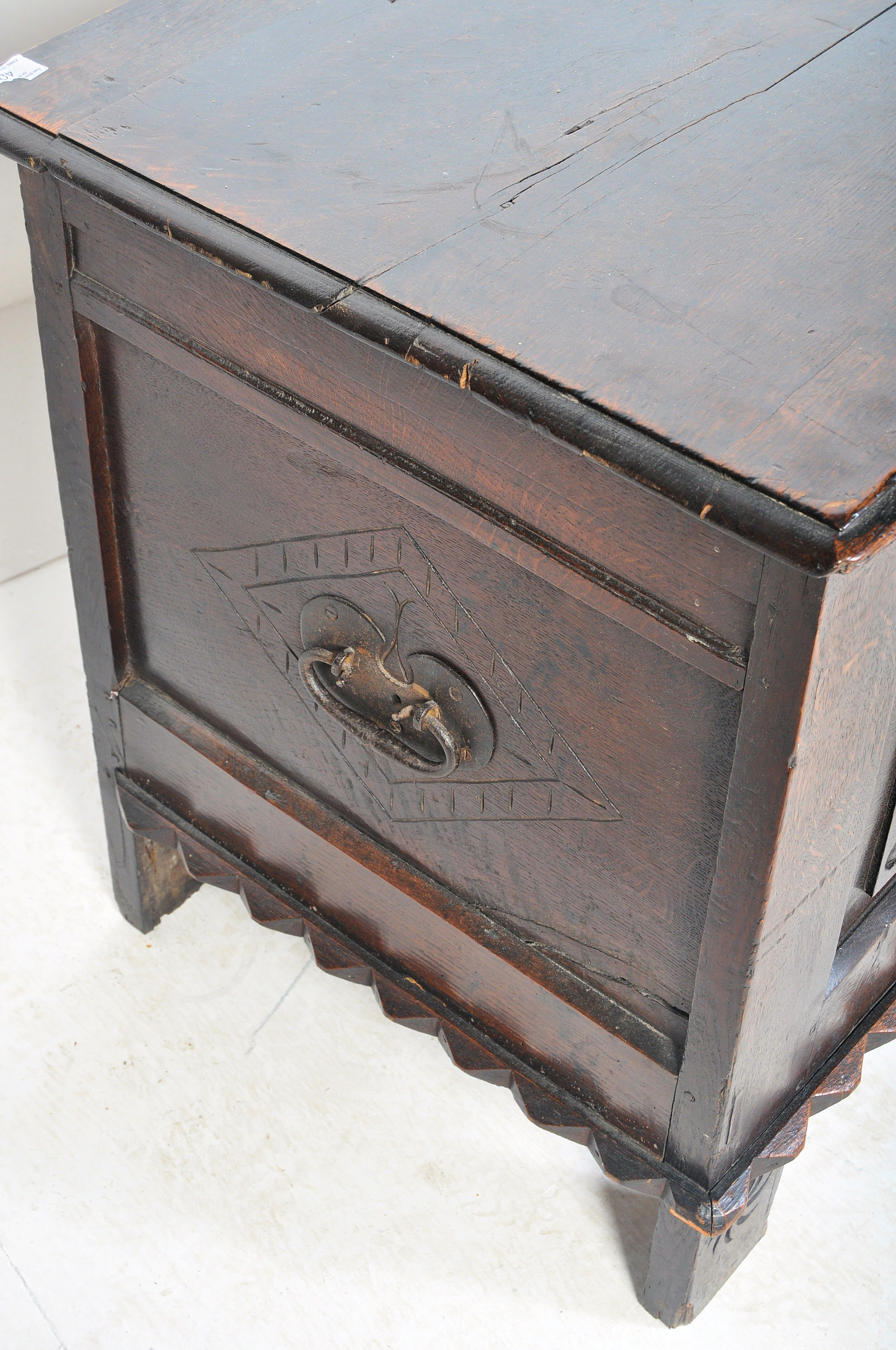 18TH CENTURY OAK COFFER WITH CARVED FIELDED PANELS - Image 15 of 19