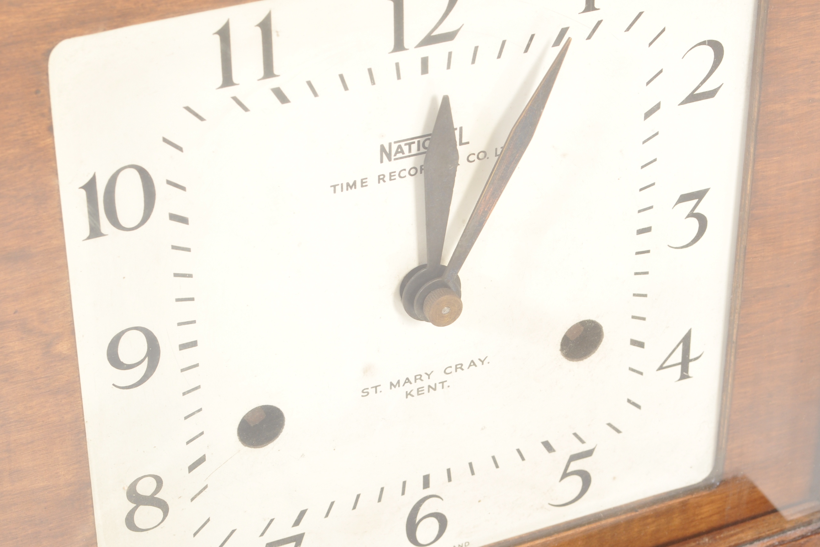 MID 20TH CENTURY CIRCA 1940S NATIONAL TIME RECORDER CO CLOCK - Image 3 of 5