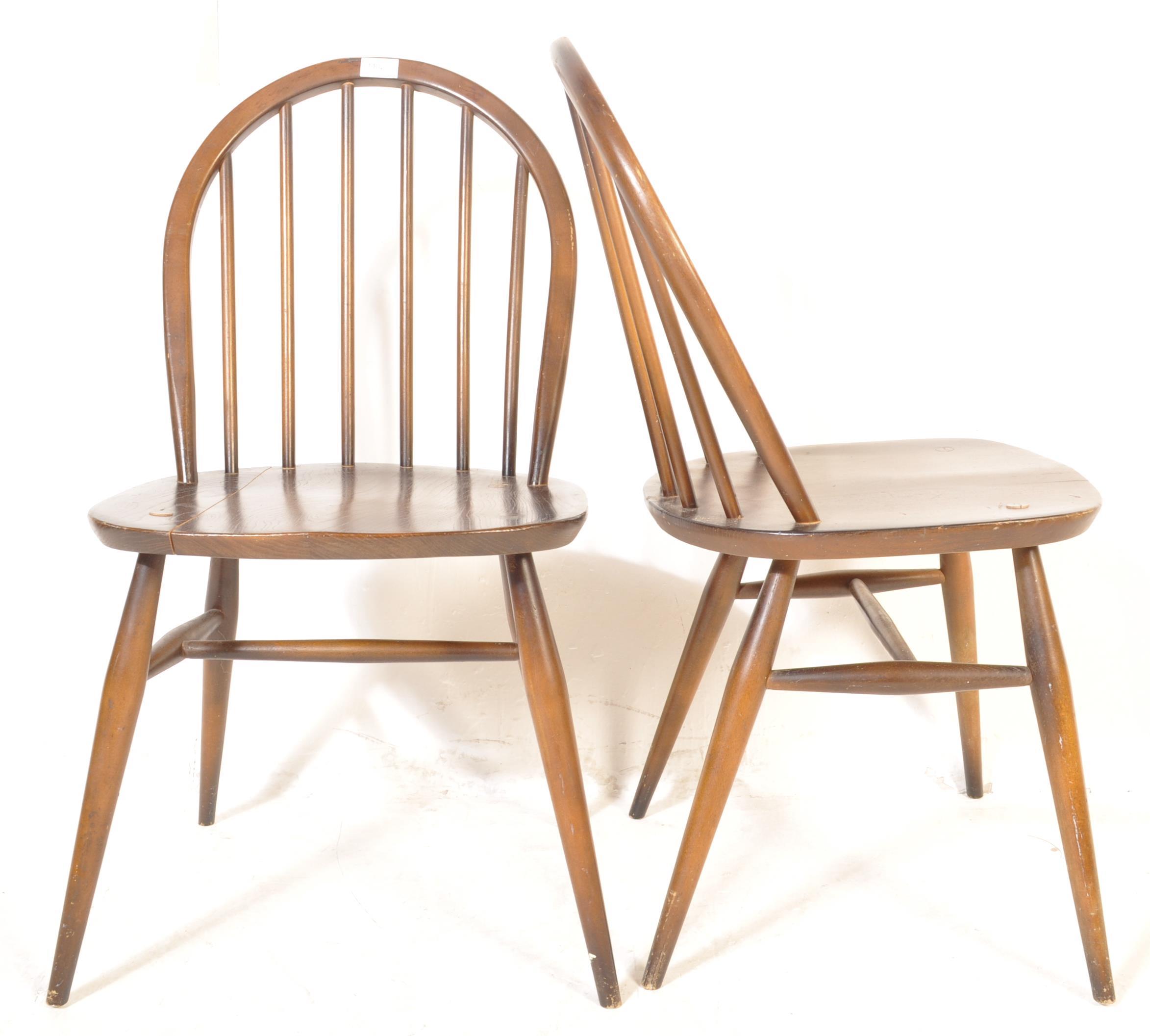 ERCOL - LUCIAN ERCOLANI - SET OF FOUR WINDSOR DINING CHAIRS - Image 5 of 6