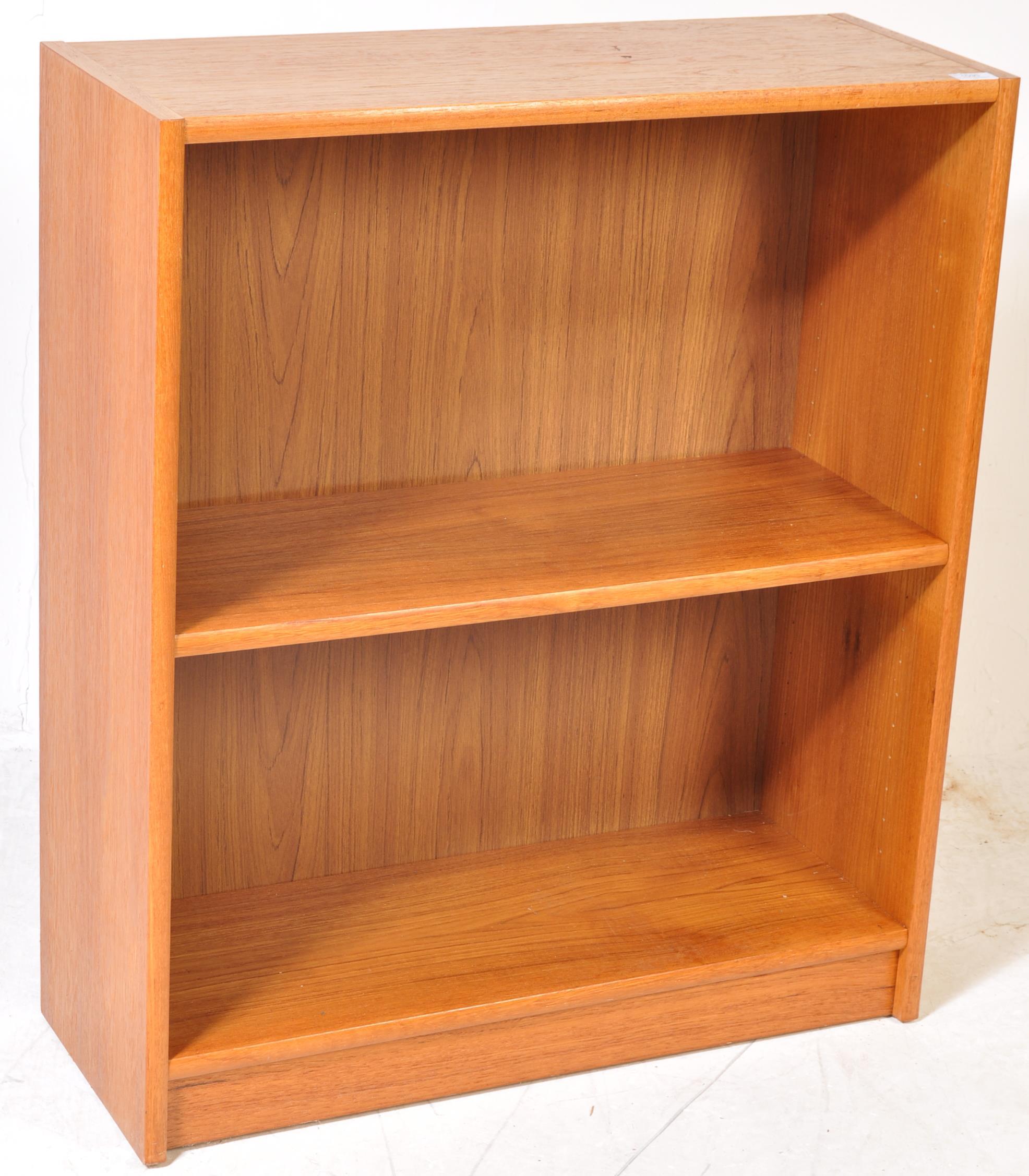 RETRO VINTAGE MID 20TH CENTURY CIRCA 1960S TEAK BOOKCASE - Image 2 of 6