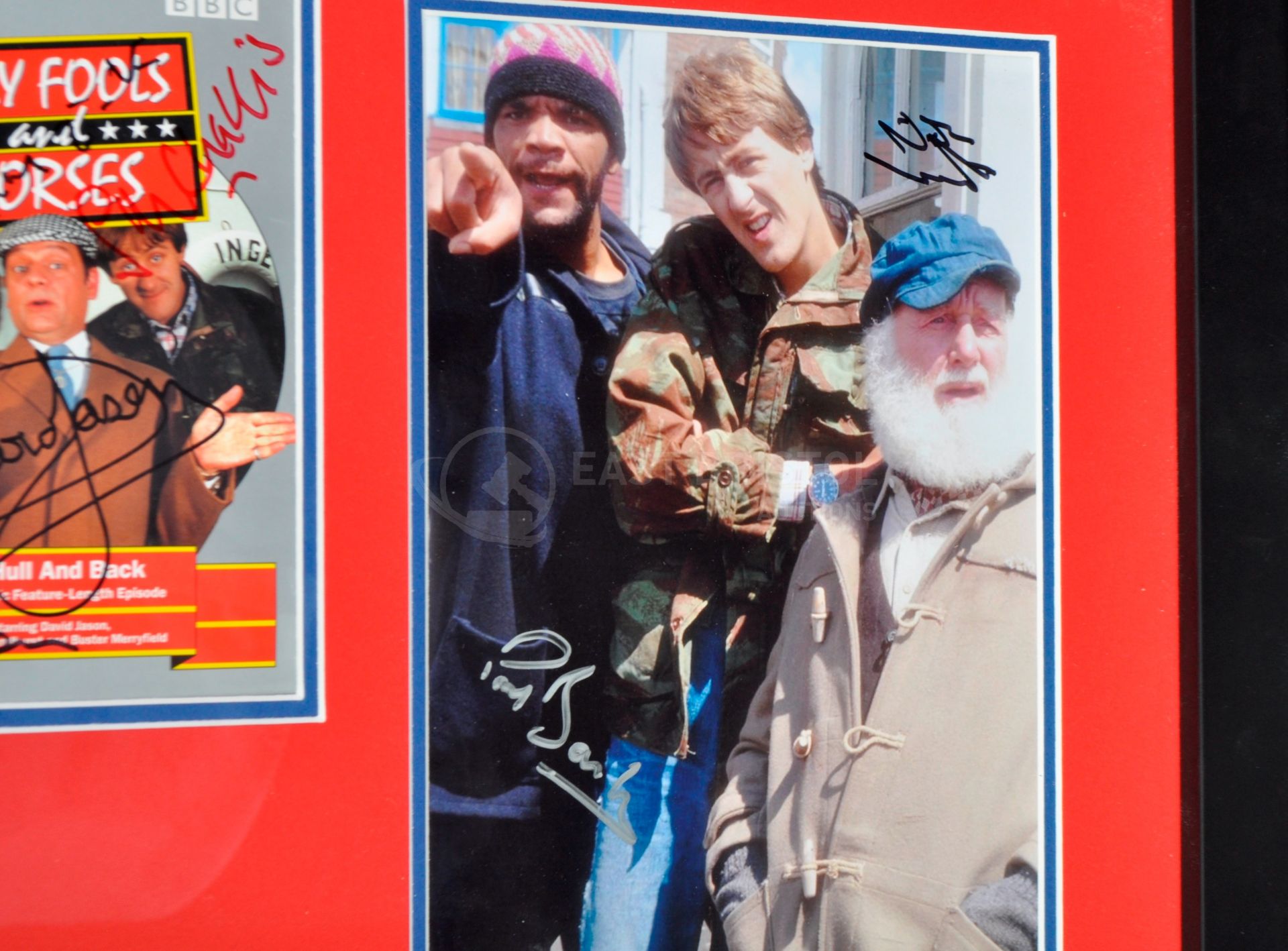 ONLY FOOLS & HORSES - TO HULL AND BACK - FULL CAST AUTOGRAPHS - Image 4 of 6