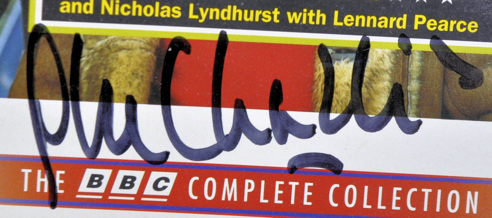 ONLY FOOLS & HORSES - SERIES 1 - TRIPLE SIGNED VHS COVER - Image 5 of 7